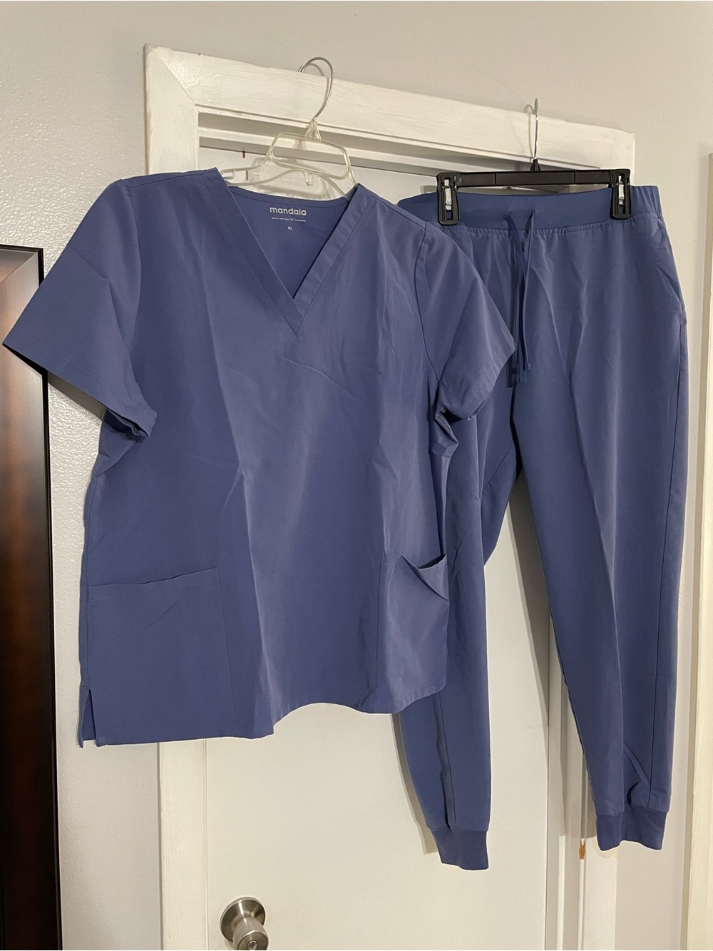 XL Women's Mandala Scrubs V-Neck Scrub Top & Jogger Pants Set in Deep Periwinkle